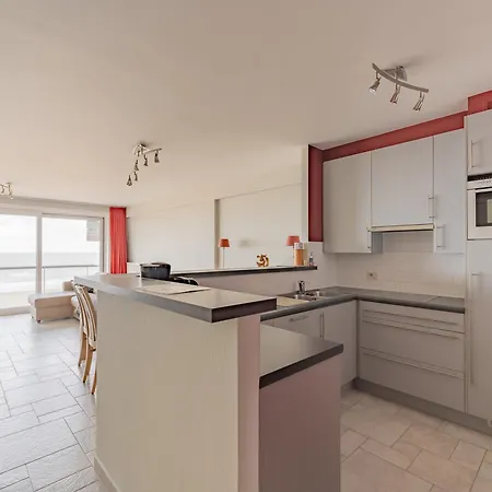 Luxury 2-bedroom With Stunning Sea View T207 Apartment *